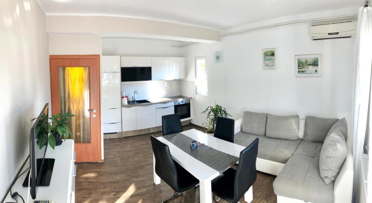Apartments & Rooms Formenti سكرادين المظهر الخارجي الصورة